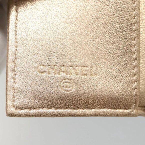 CHANEL Matelasse Compact Wallet Lamb Skin Gold CC Auth 136328 - Picture 13 of 16